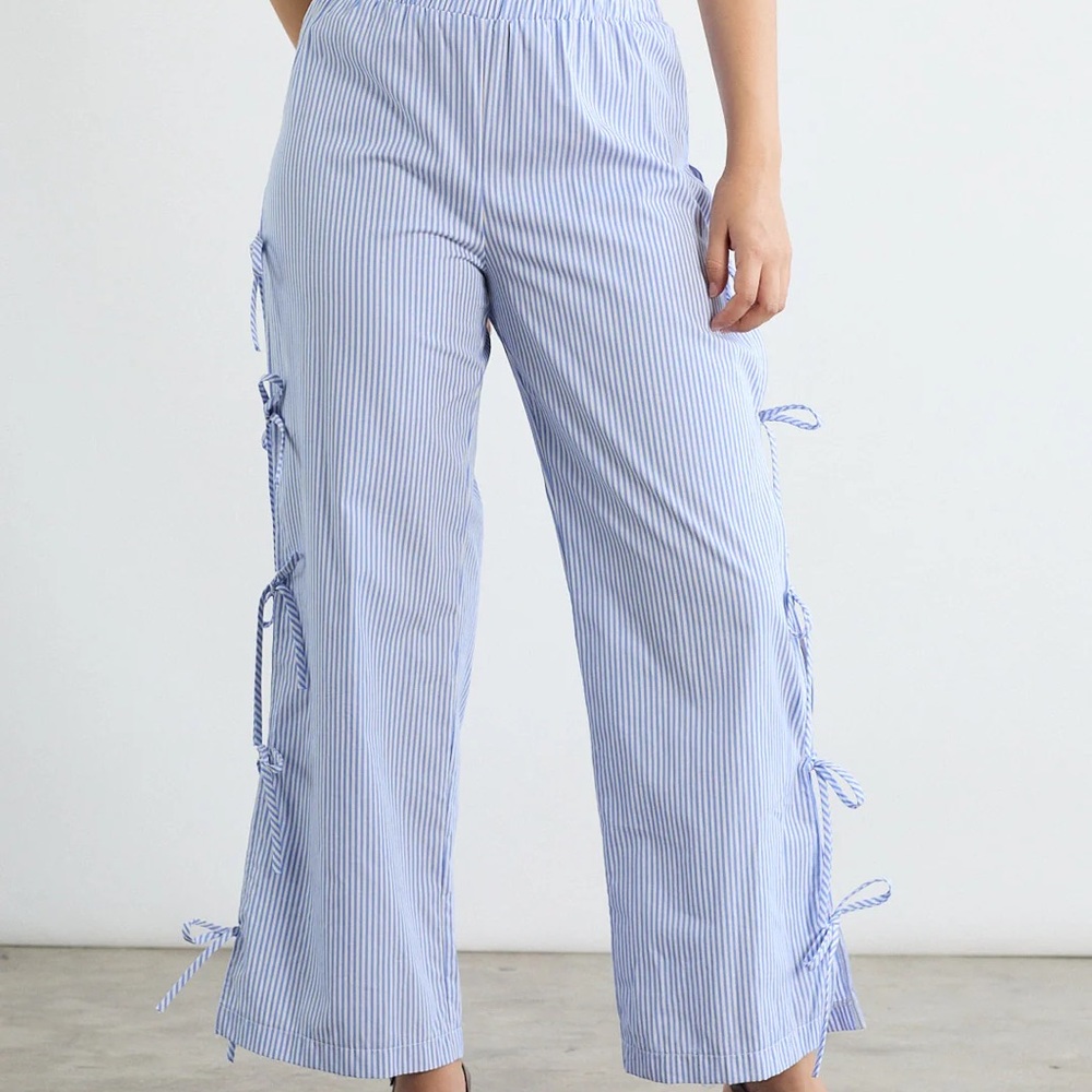 Lisa Says Gah Evelyn Tie Pant Blue Stripe L Bow Details NWT Beach Spring Summer